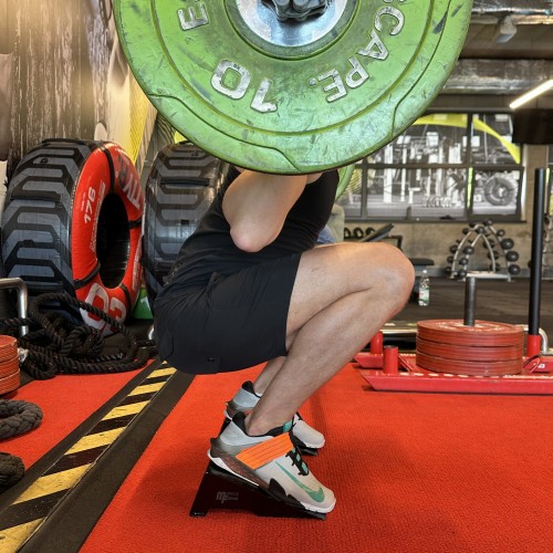 Stalowy Slant Board / Squat Wedge Block do przysiadów i rozciągania